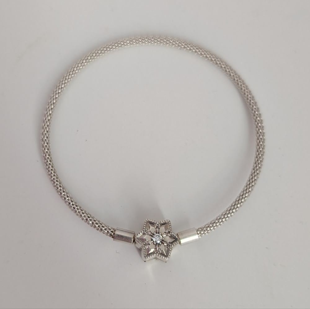 Pandora Shine Bright bracelet